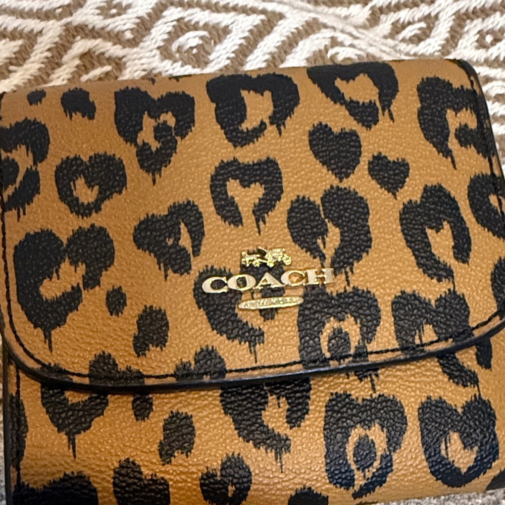 Coach Tan and Black Leopard Print Bifold Wallet - Picture 2 of 6